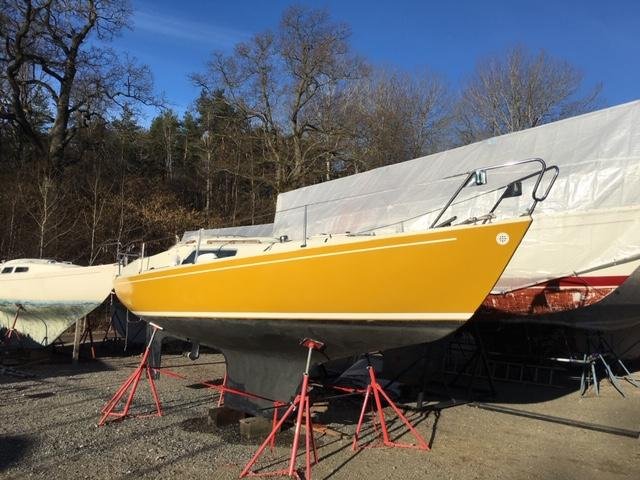 Hallberg-Rassy Misil II with new INBOARD engine Volvo Penta € 2950 only!