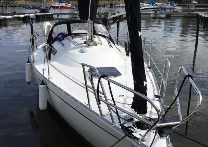 Dixie 27 with outboard engine 8 h.p. for 3600 euro! :) ⠀