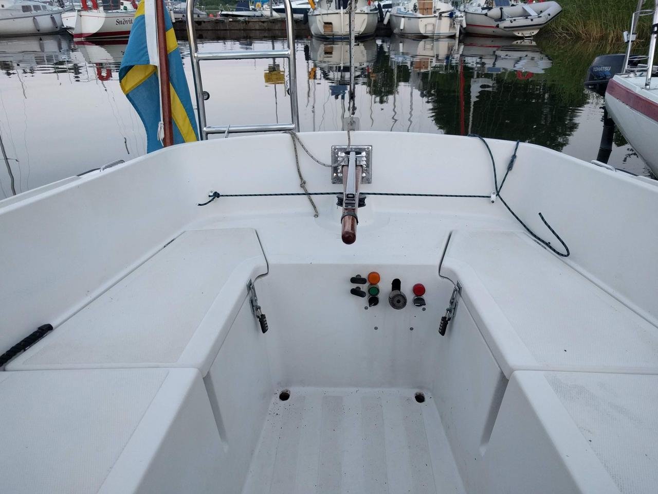Sunwind 20 with an inboard motor Albin Q-11 today. € 860 only ...