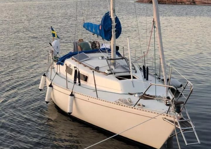 Linjett 30 with a fresh Nanni diesel 14 hp motor for only 7850 euro!