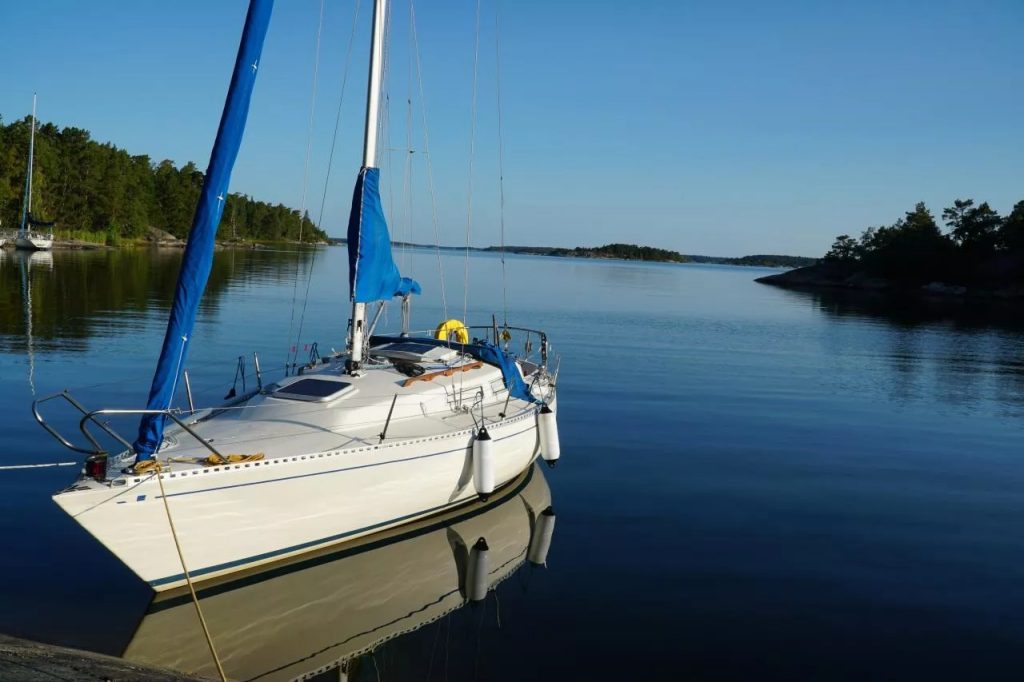 omega 28 sailboat