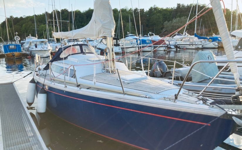 Dufour Safari with an updated Vetus engine for only 3400 euros!