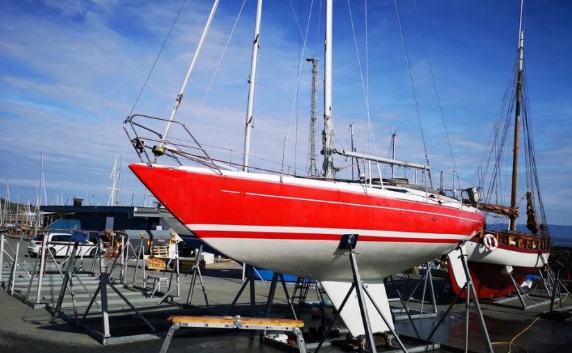 Bostrøm 31 with a new Beta Marine engine for 6100 euros!