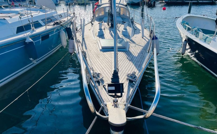 Thurø 33 with a Bukh engine and a teak deck for 24 800 euros!