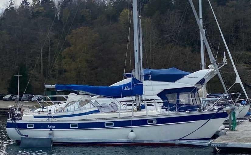 Hallberg-Rassy 352