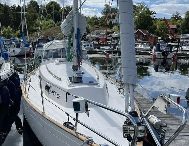 Swedish Hallberg-Rassy Monsun for 20 100 euro!