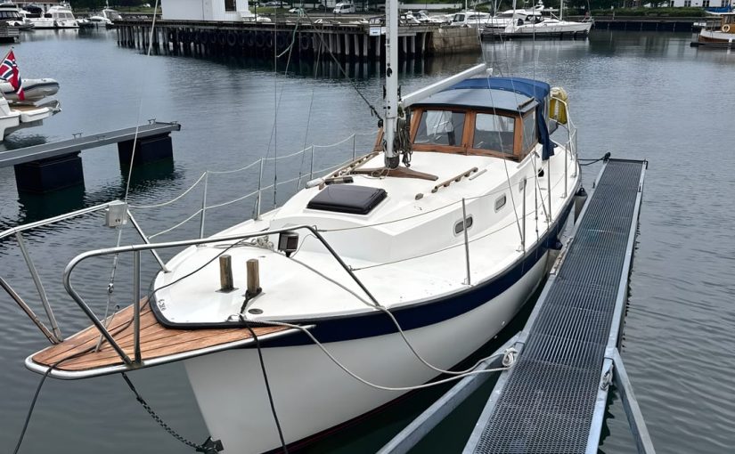 Vista 28 motorsailer for €5589.